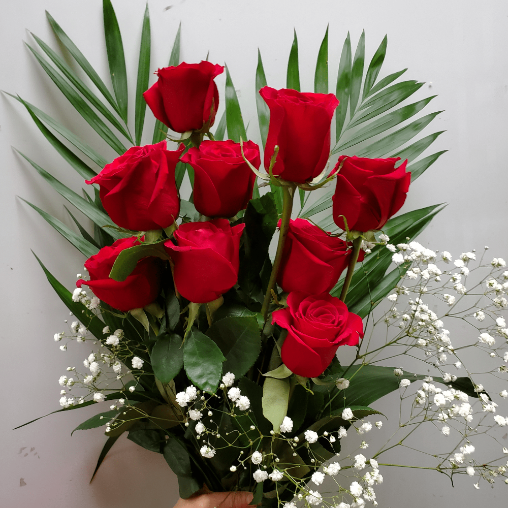9 red roses